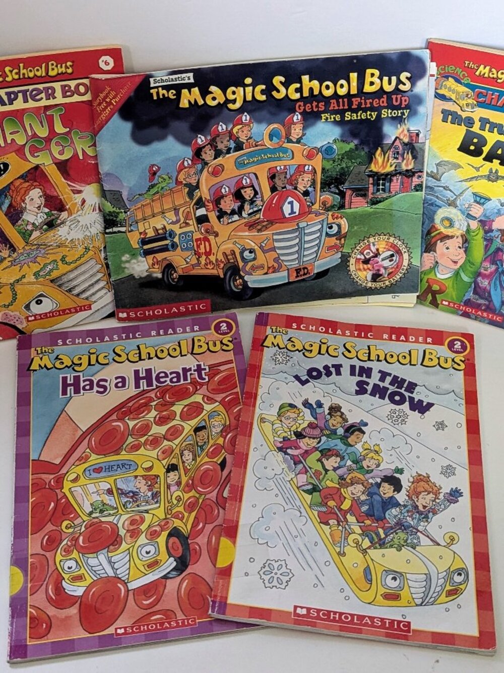 The Magic School Bus Scholastic Books Lot of 5 Science Readers
